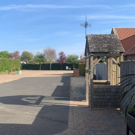 Meals Farm Holiday Cottages - The Stables North Somercotes Eksteriør billede